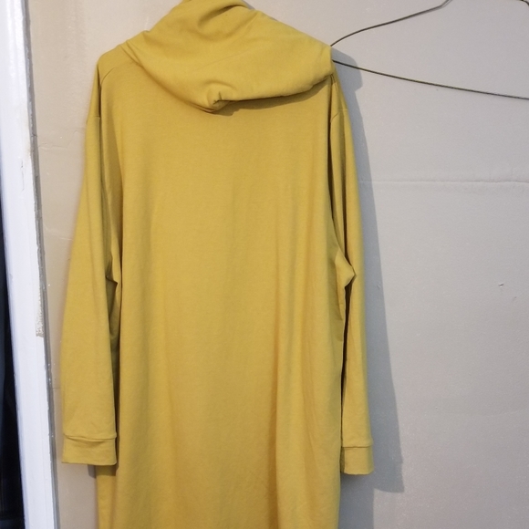 Ladies lounging hoodie - Picture 2 of 5